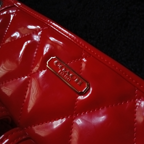 Coach poppy liquid gloss hippie double turn lock bag - Picture 2 of 6